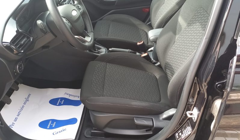 Ford Fiesta 5 porte Titanium pieno