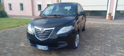 Lancia Ypsilon 1.2 69 CV 5 porte Gold pieno