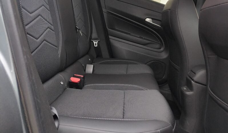 Jeep Avenger Summit pieno